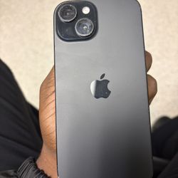 iPhone 15,128 gb , Black 