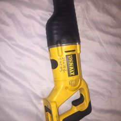 DeWalt Saw Saw W/Battery 