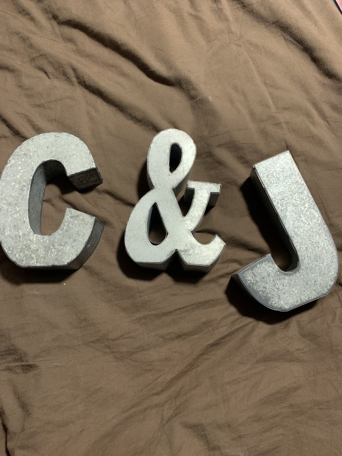 Metal Letters
