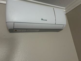 Mini Split (lightly used) 12,000 BTUs