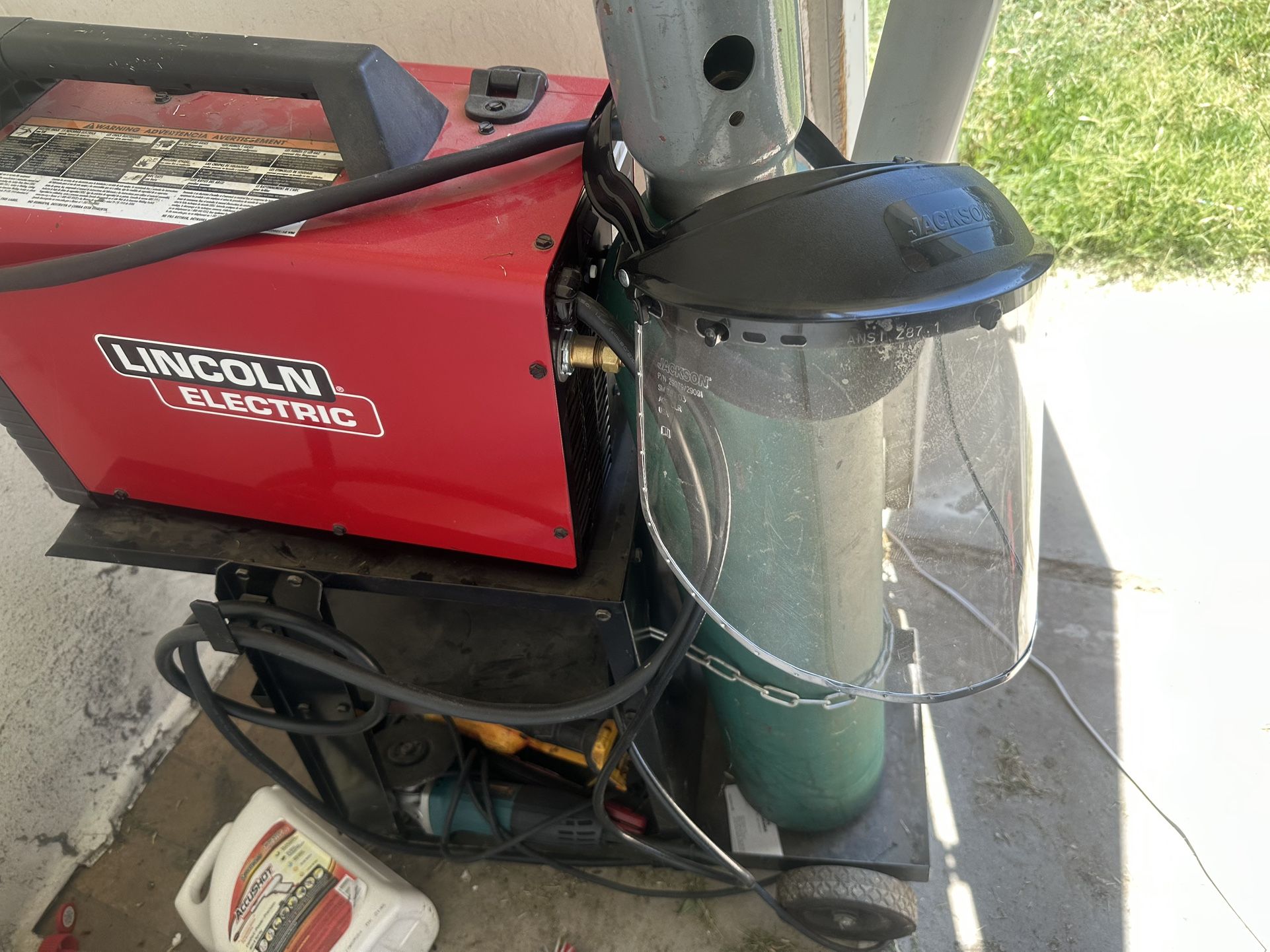 Lincoln welding machine
