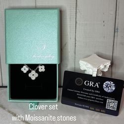 Clover Set With Moissanite Stones Mothers Day