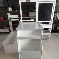 3-in-1 Kids Art Desk/Table