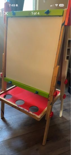 Hape Easel