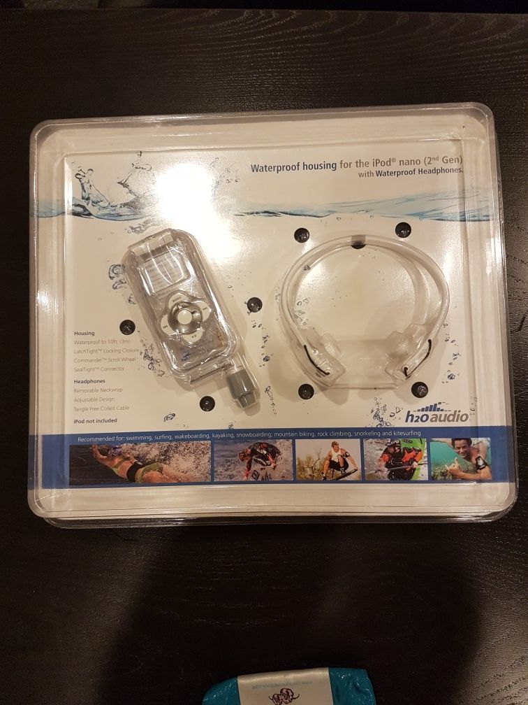WATERPROOF iPod Nano 2nd Gen headphones & Armband SURF, SWIM, KAYAK, SNOWBOARD, SNORKELING, KITE SURFING, SPA, BATHS, SUANA, STEAM ROOM