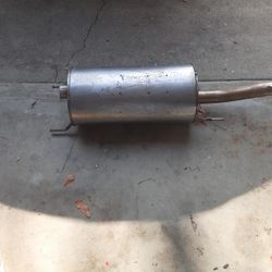 Toyota Tundra Muffler 00/5