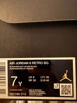 Jordan 6 Cap and Gown