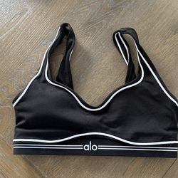 Alo yoga sport bra