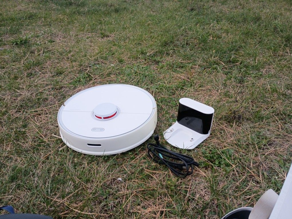 Roborock(Hard Floor Sweeper/Vacuums Rug