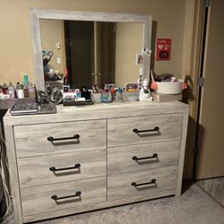 3 Piece King Bedroom Set