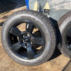 BLACK CHEVY GMC OEM Z71 RIMS 