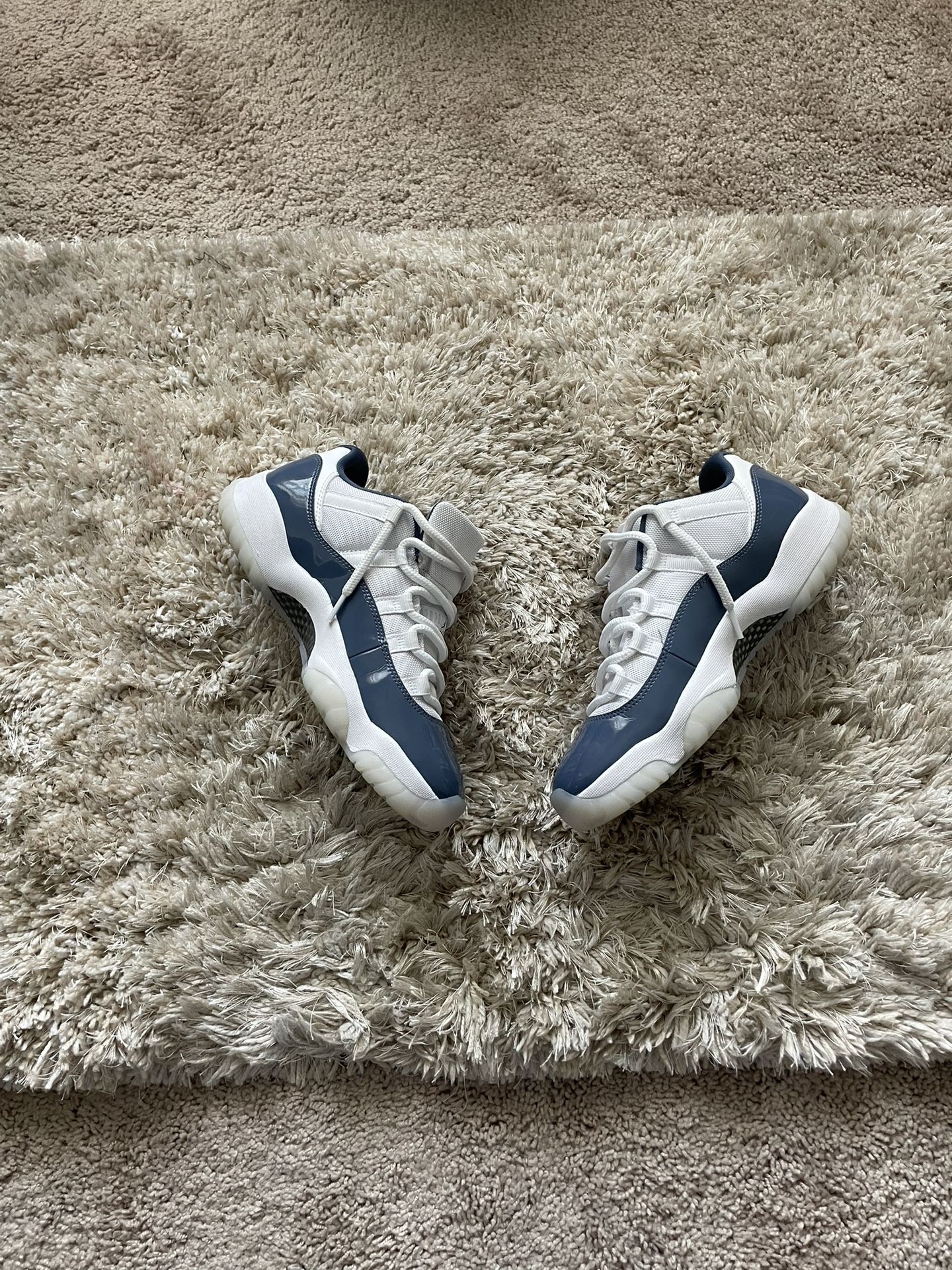 Air jordan 11s low midnight navy and white