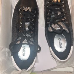 Michael Kors Poppy Lace Up