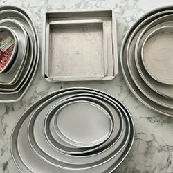 Huge Cake Pan Set - Perfect For Holiday Baking! 🎂 🧁 🍰 