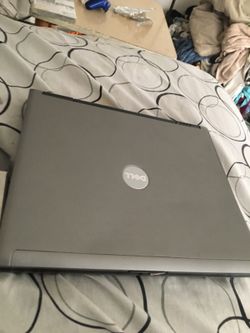 ‼️Dell Laptop Perfect Condition But Broken Screen‼️