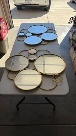 Glass Wall Decor 2 Separate Mirrors