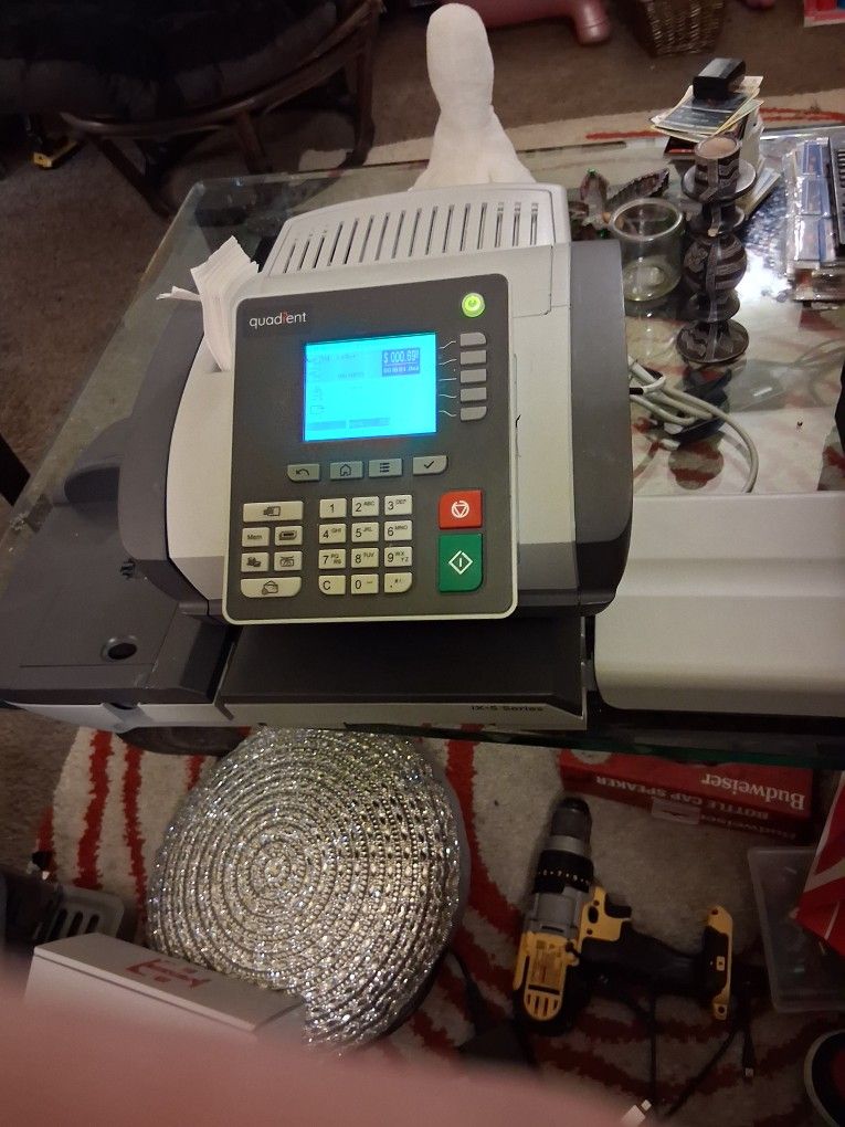 Quadient IX-5 Series Mailing System w/$4000 Postage