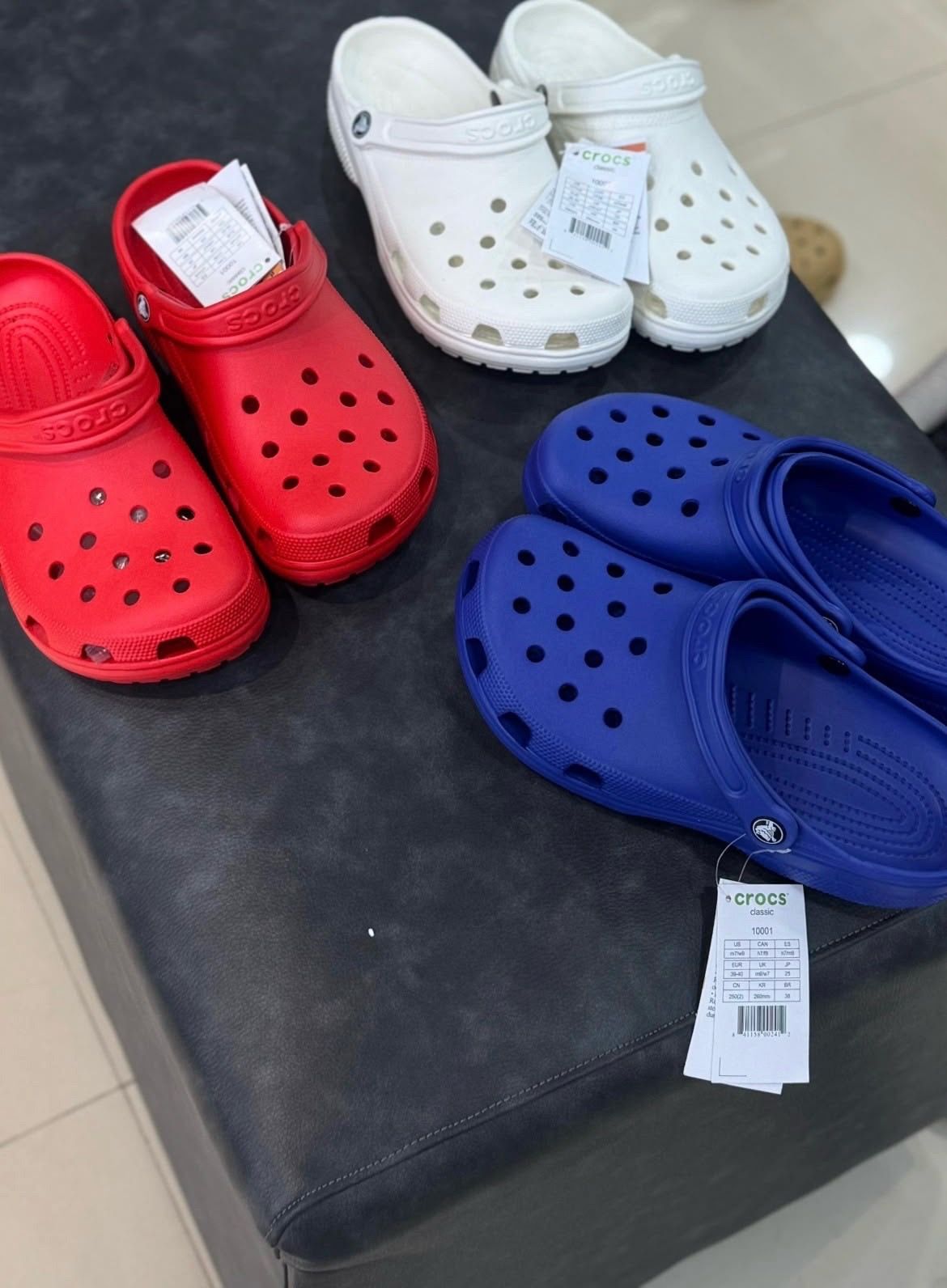 Men/women classic crocs