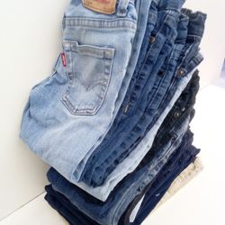 12 Boy Pants Size 5 For Sale $24