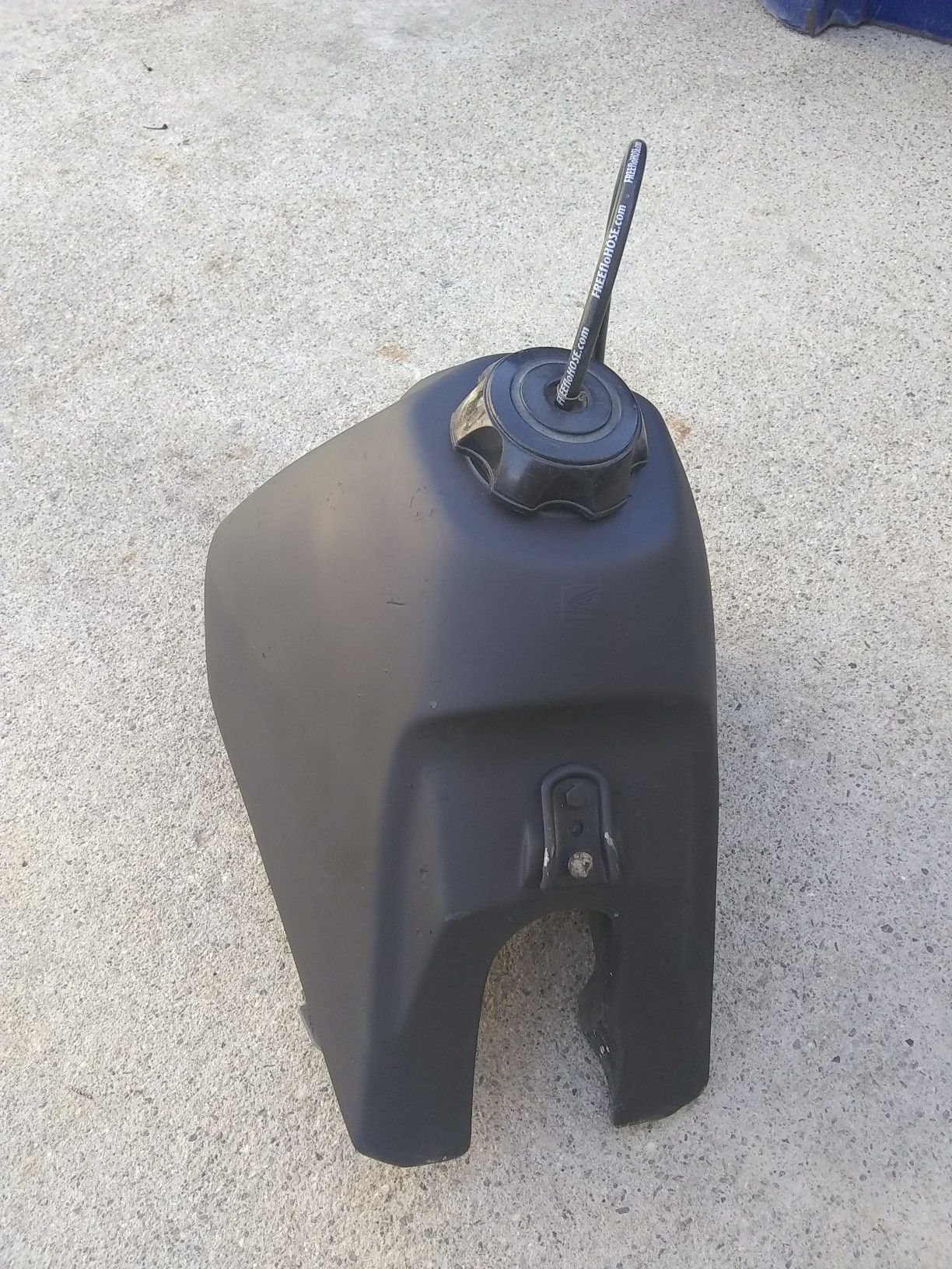 Honda XR 250 plastic gas tank