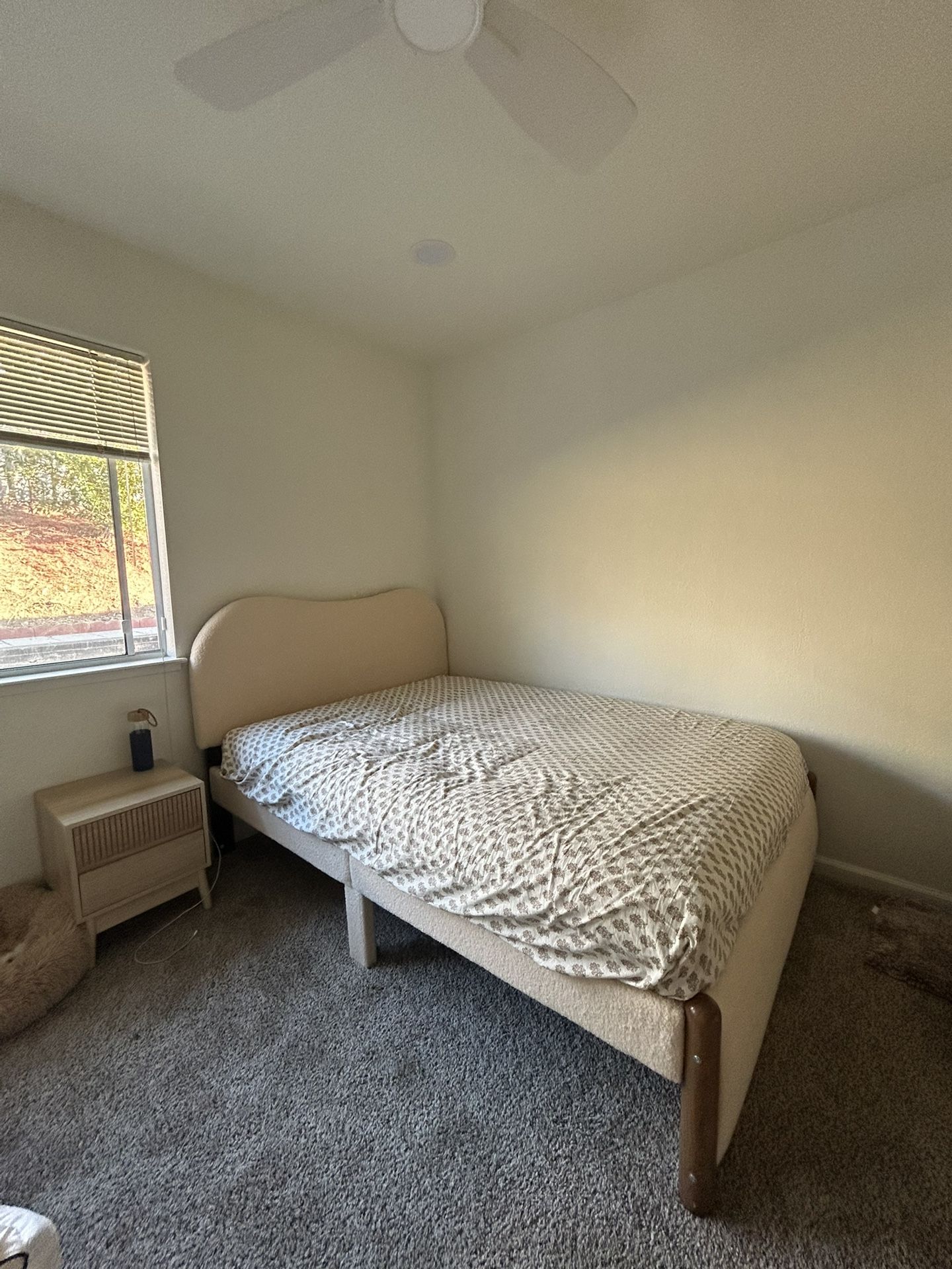 FULL SIZE UPHOLSTERED BED FRAME..