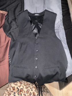 Three vest small size