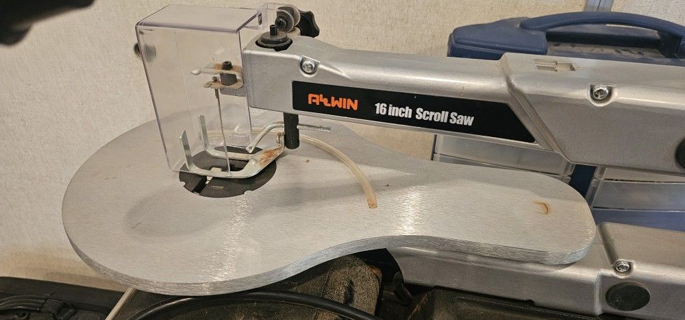 ALLWIN 16-inch Scroll Saw. 