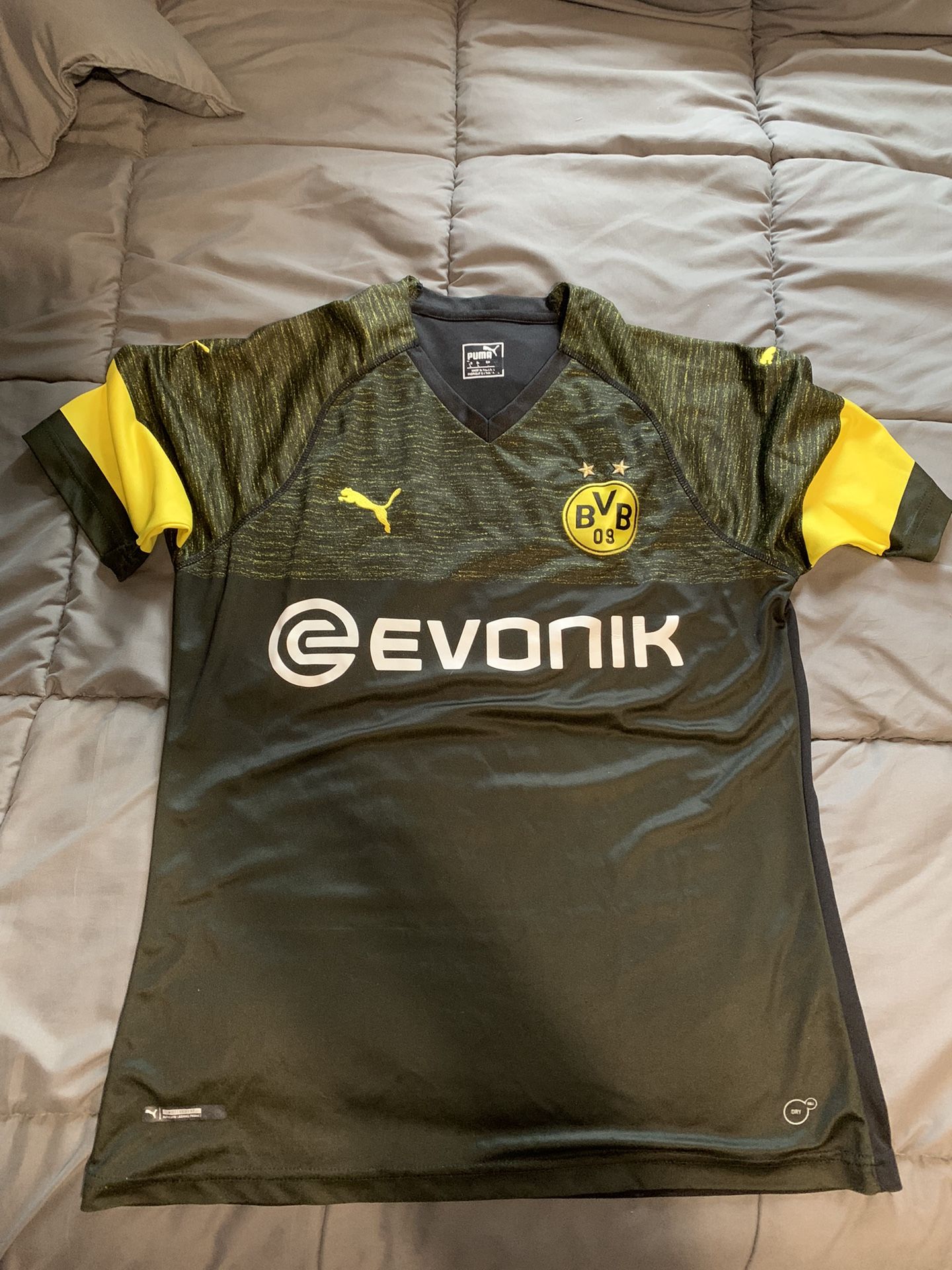 Borussia Dortmund Away Jersey - Christian Pulisic #22