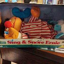 1997 Tyco Sesame Street Sing And Snore Ernie