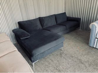 Sleek Contemporary Upscale Z Gallerie Sectional