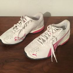 Women’s Puma Running Shoes, Size 8.5