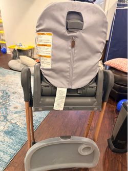 Maxi cosi high chair