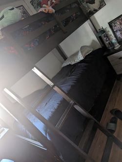 Bunk beds twin
