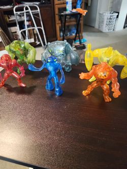 2011 Ben 10 mcdonalds alien 6 figure lot