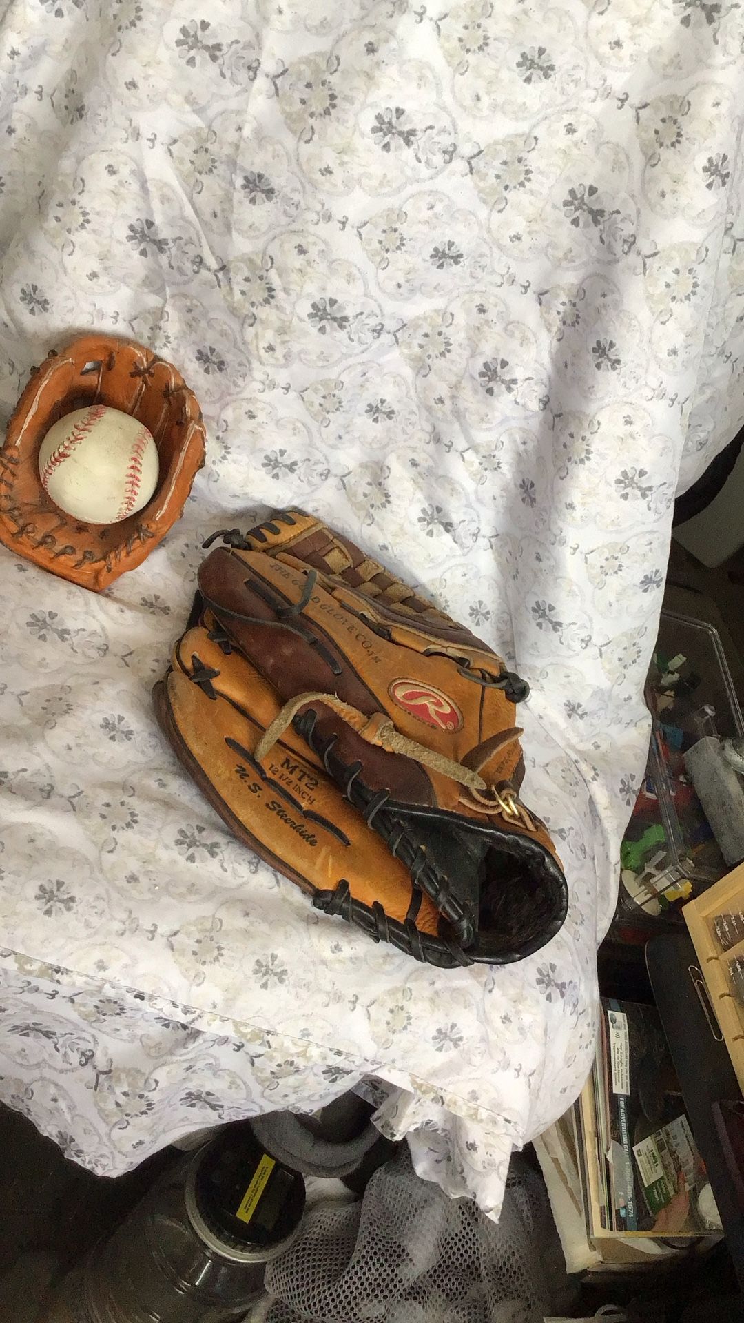 Rawlings Baseball Glove Lefty Size Adult 12.5