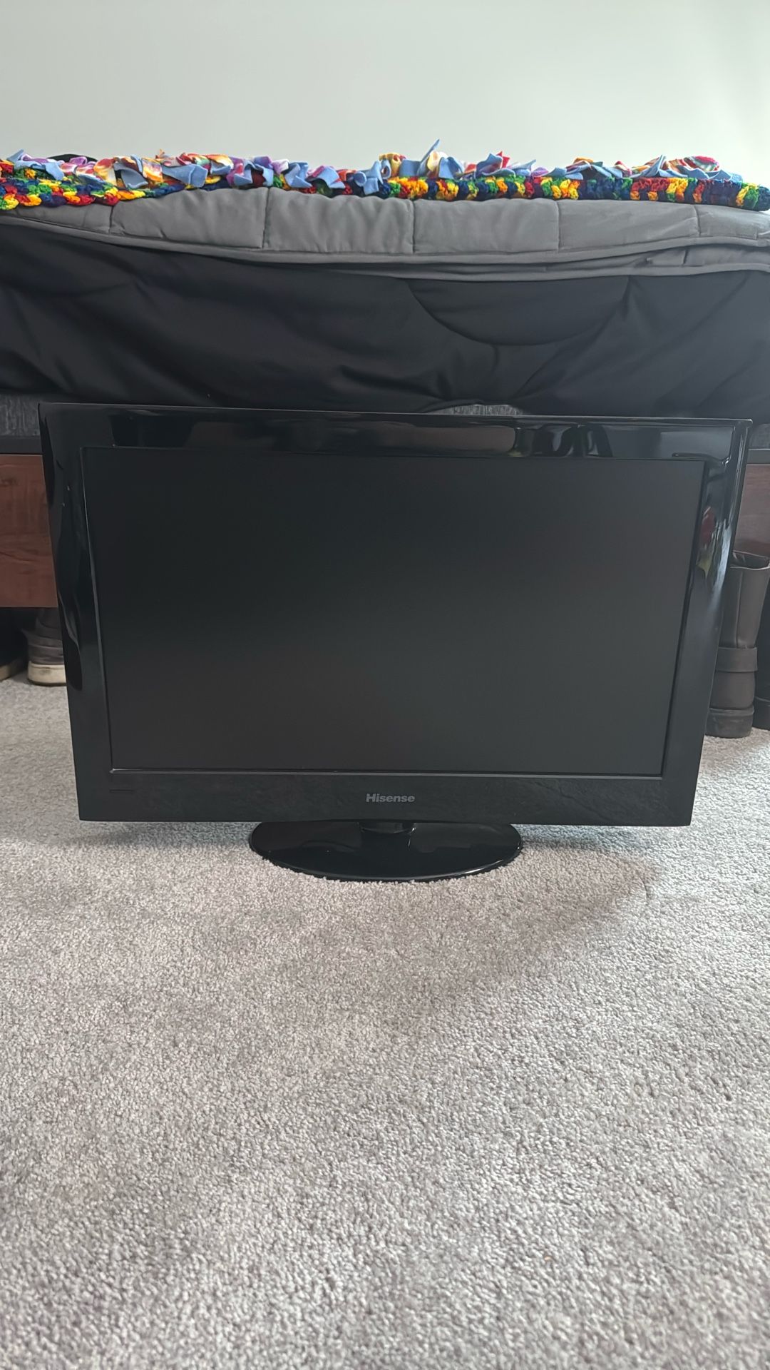 Hisense 24” Tv