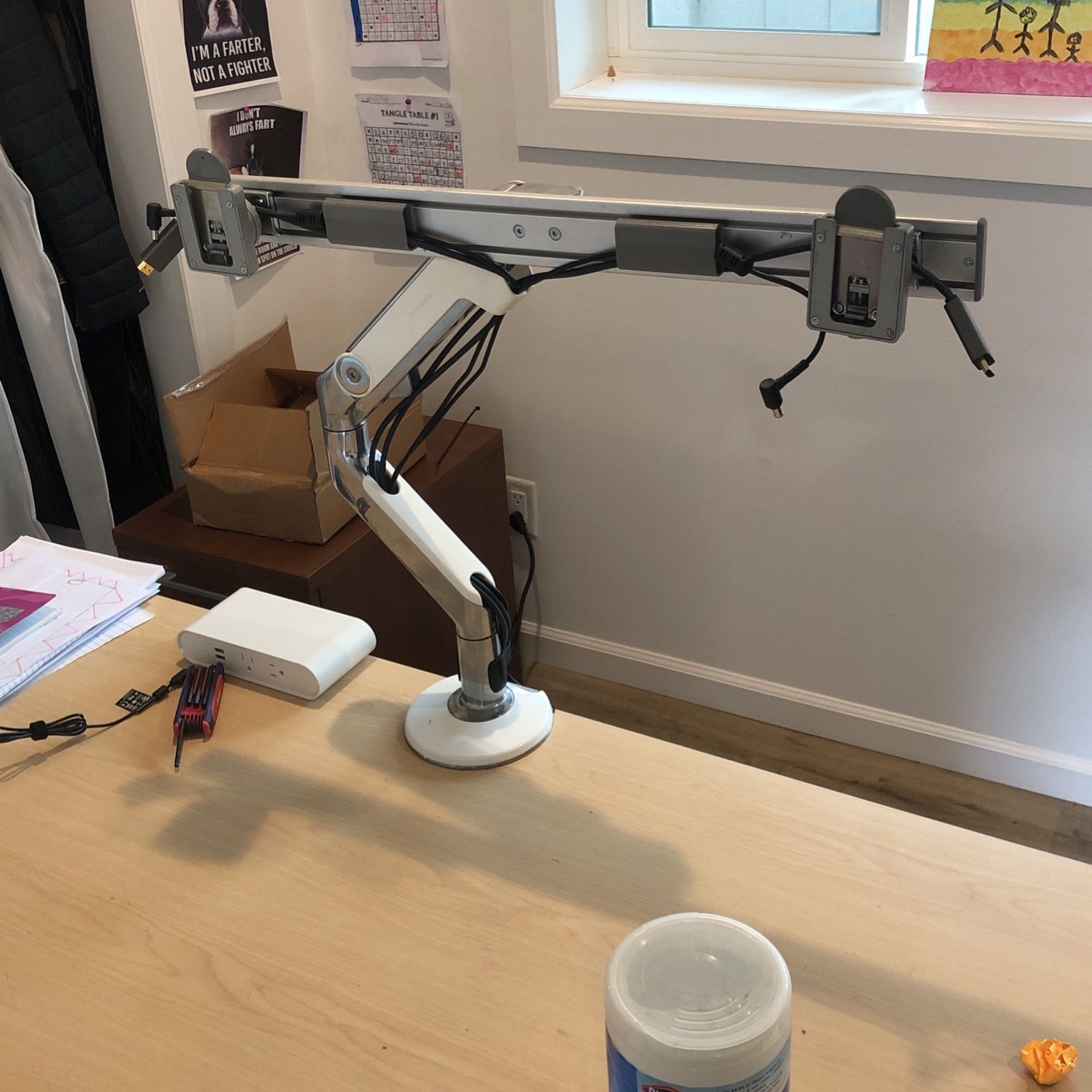 Humanscale Dual Monitor Arm 