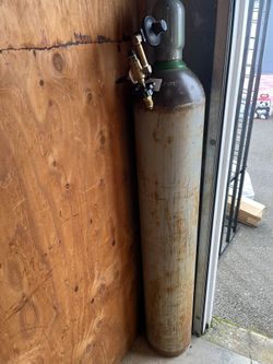 Helium Tank
