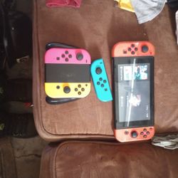 Nintendo Switch 