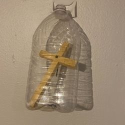 CROSS IN A PLASTIC BOTTLE ILLUSION