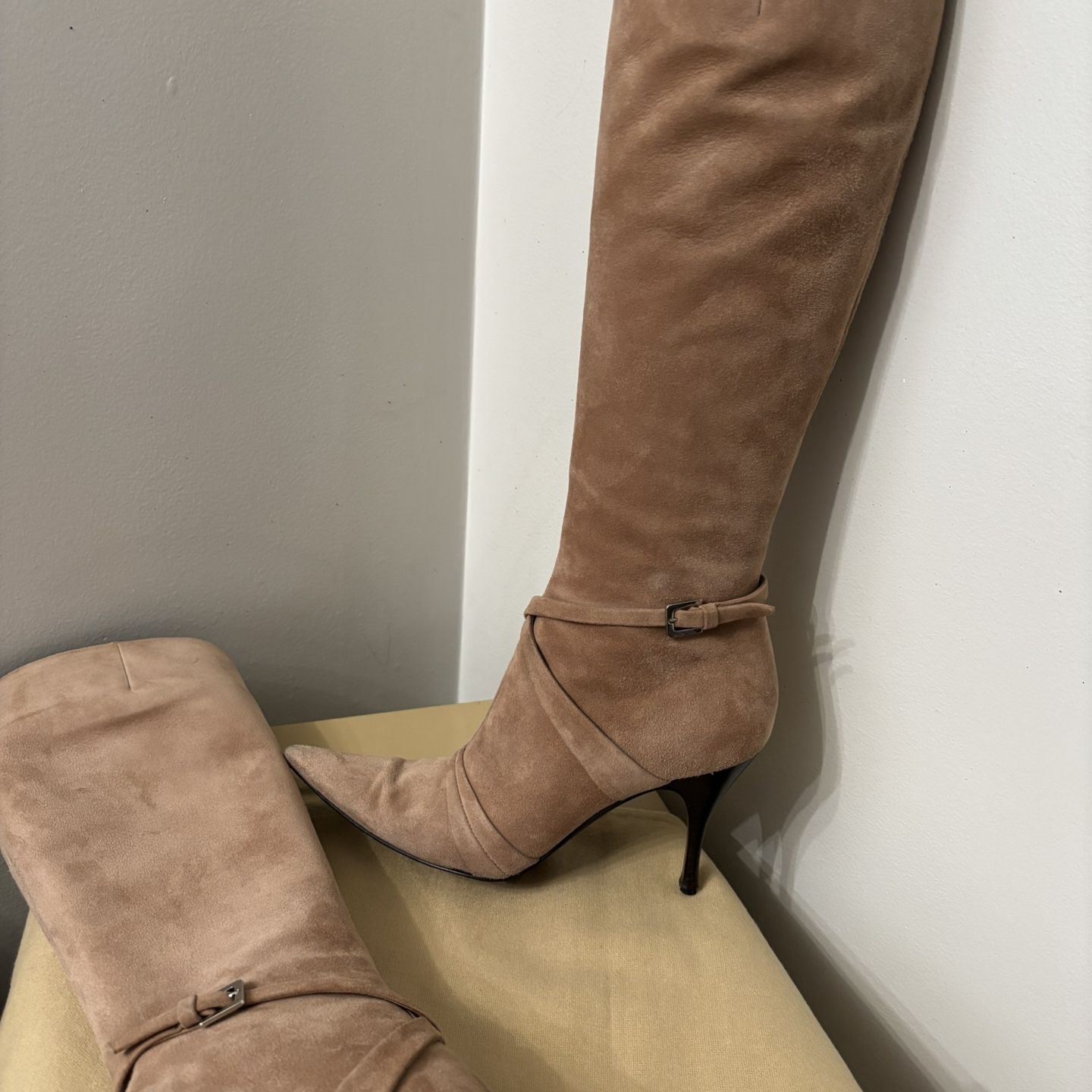 靴 sergio lossi laceupboots gimmick 36.5 Sergio Rossi Sue Boots for Sale in West Covina, CA - OfferUp