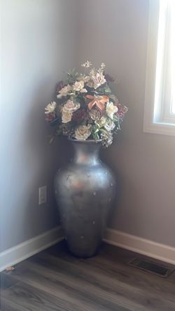 Pot with flowers