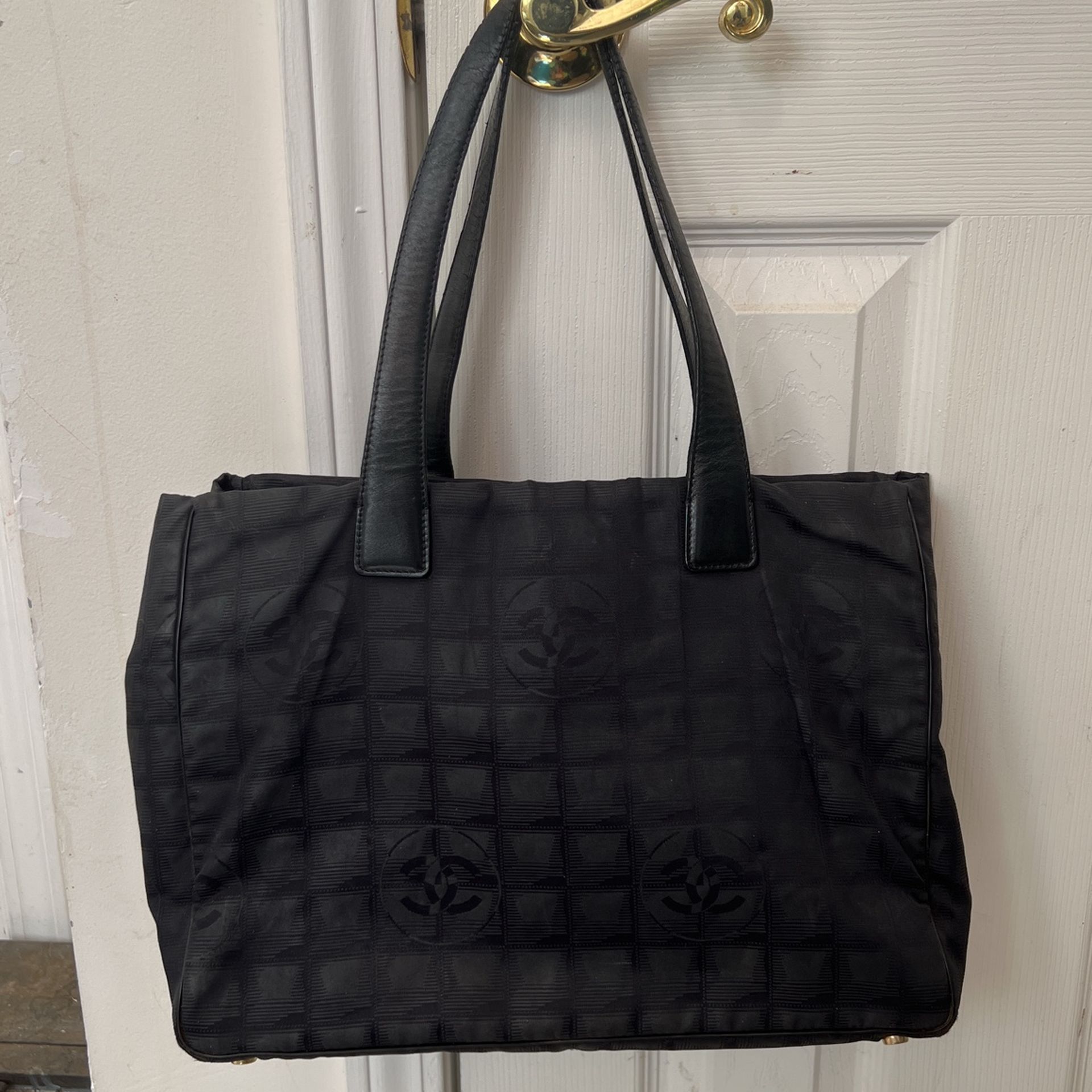 CHANEL Nylon Medium Travel Tote Black