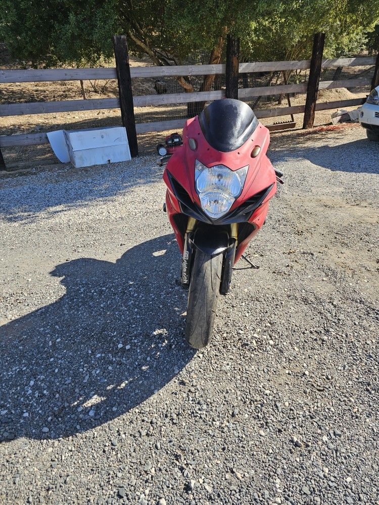 2014 Suzuki GSX-R750 50th anniversary edition