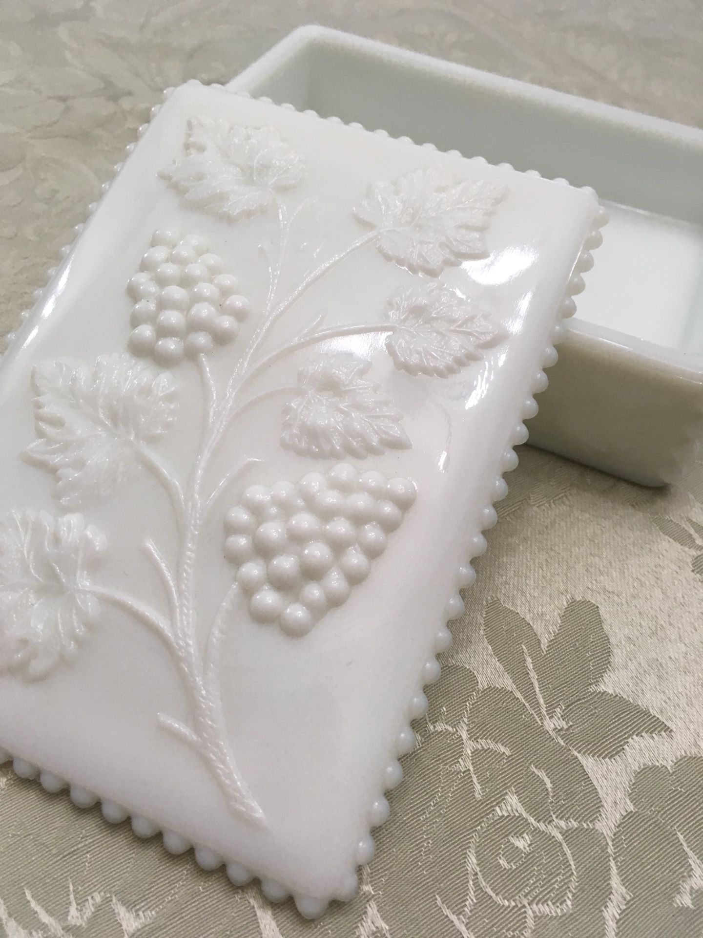 Vintage Westmoreland Vanity Box Candy Dish Milk Glass