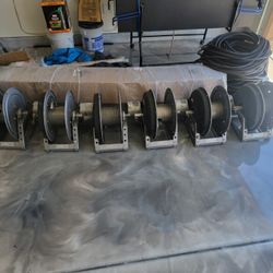 Hannay Reels And 50' Air Hoses
