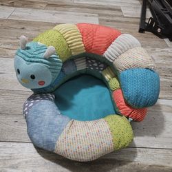 Infantino Prop a Pillar tummy time & seated support pillow