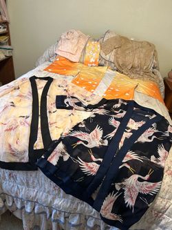Lingerie- Kimonos.  Chino, ca