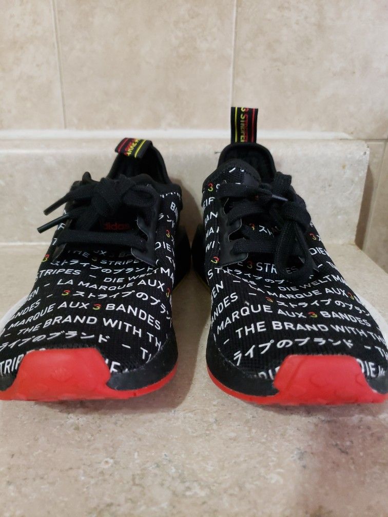shoes boys. Size 4. Adidas.