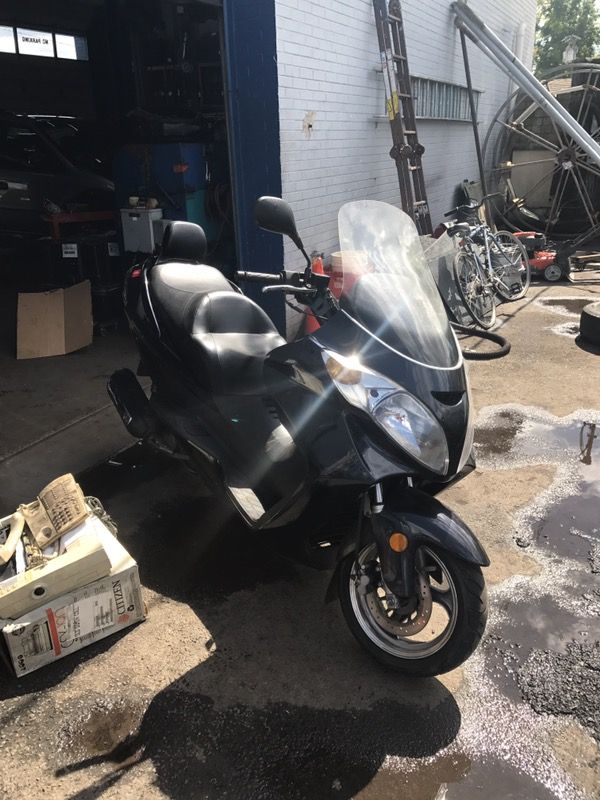 2008 Xingyue 260cc scooter 4 stroke moped